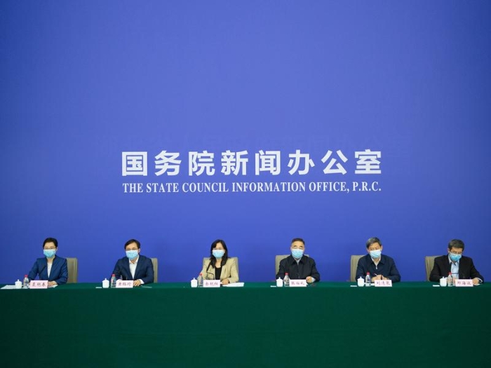 國新辦就中醫(yī)藥防治新冠肺炎的重要作用及有效藥物舉行發(fā)布會