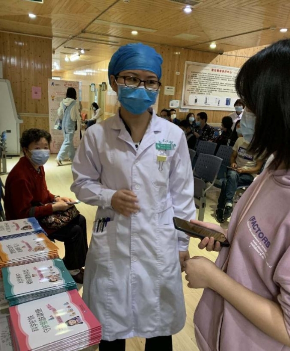 圖為化妝品科普宣傳活動現(xiàn)場