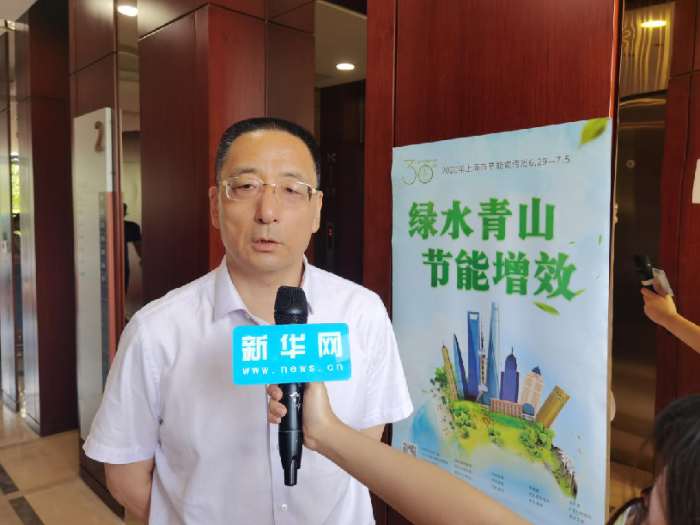 老盛昌董事長(zhǎng)余維明接受新華網(wǎng)采訪。