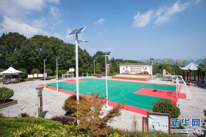 湖北省?？悼h馬良鎮(zhèn)趙家山村文體廣場(chǎng)（8月27日攝）。新華社記者 肖藝九 攝