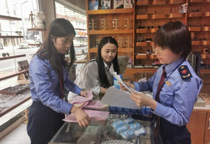 浙江安吉開展隱形眼鏡市場(chǎng)專項(xiàng)整治