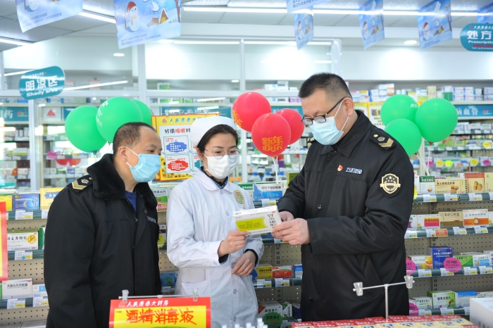 遼寧錦州 開(kāi)展節(jié)前藥品安全專項(xiàng)檢查_(kāi)7714