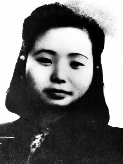 江竹筠像。