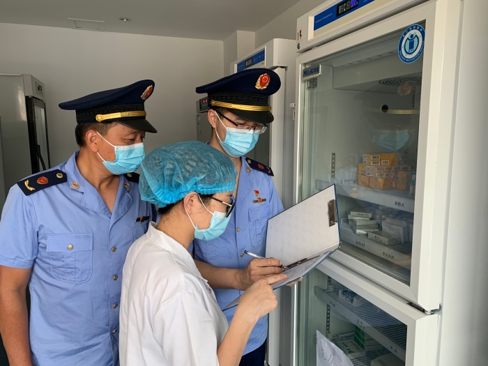 圖為檢查現(xiàn)場。