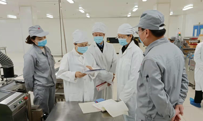 圖為檢查現(xiàn)場。
