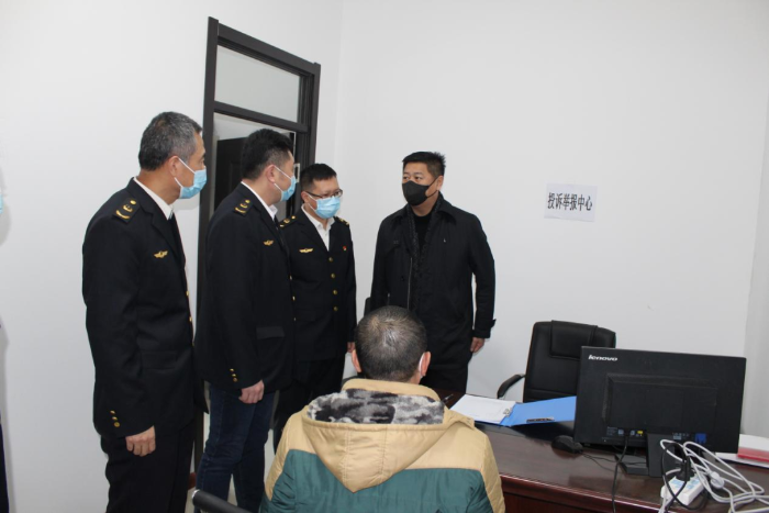 黑龍江省藥監(jiān)局黨組成員、副局長(zhǎng)王鐵寒到綜合執(zhí)法監(jiān)督局檢查指導(dǎo)工作