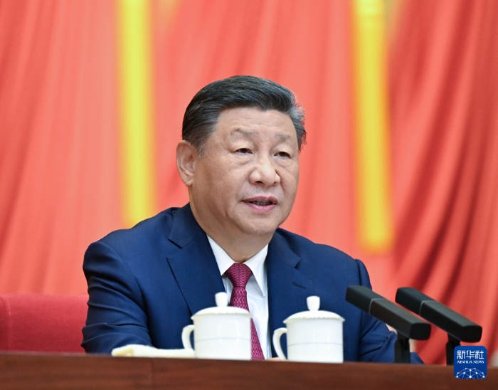 9月20日上午，中共中央、全國政協(xié)在全國政協(xié)禮堂隆重舉行慶祝中國人民政治協(xié)商會(huì)議成立75周年大會(huì)。中共中央總書記、國家主席、中央軍委主席習(xí)近平出席大會(huì)并發(fā)表重要講話。新華社記者 謝環(huán)馳 攝