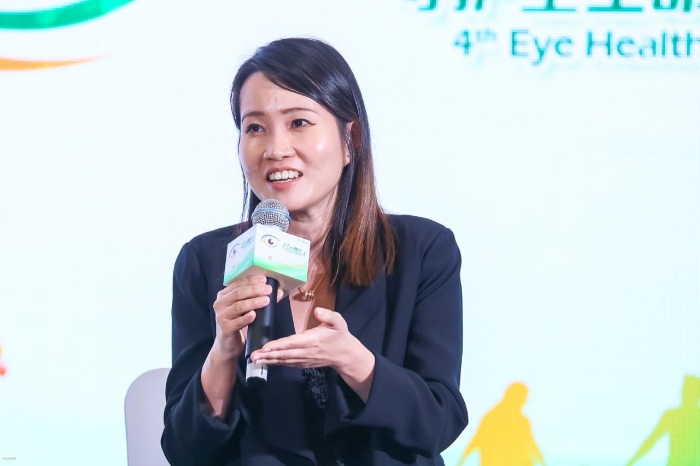 圖為Li-lian Foo在第四屆守護(hù)全生命周期眼健康會(huì)議上發(fā)言。