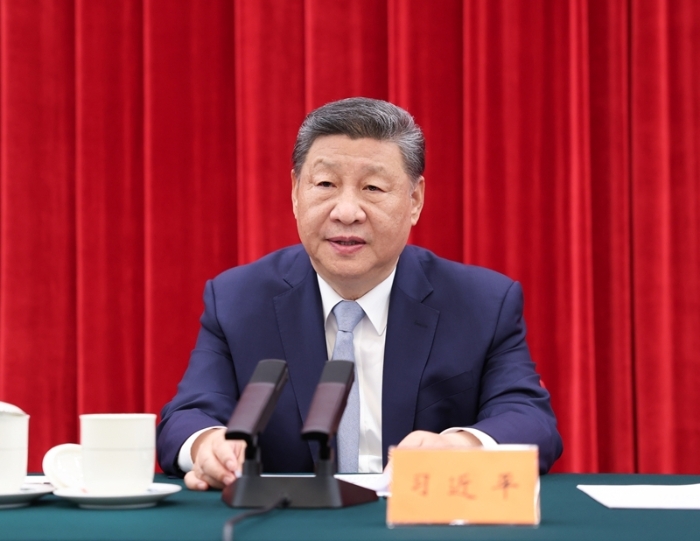 6月13日，中共中央在北京人民大會堂舉行紀念陳云同志誕辰120周年座談會。中共中央總書記、國家主席、中央軍委主席習近平發(fā)表重要講話。新華社發(fā)（王壯飛 攝）